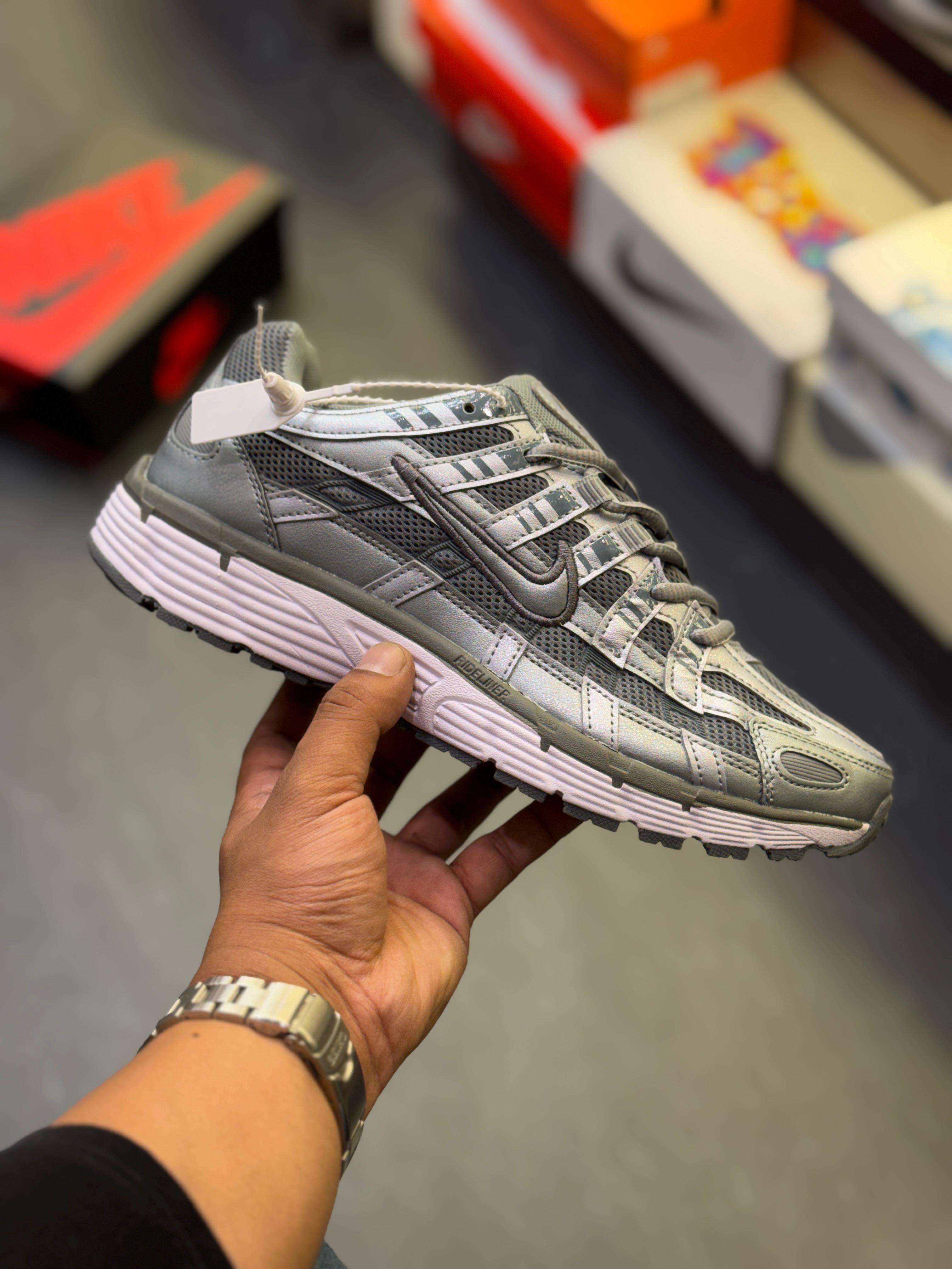Nike P6000