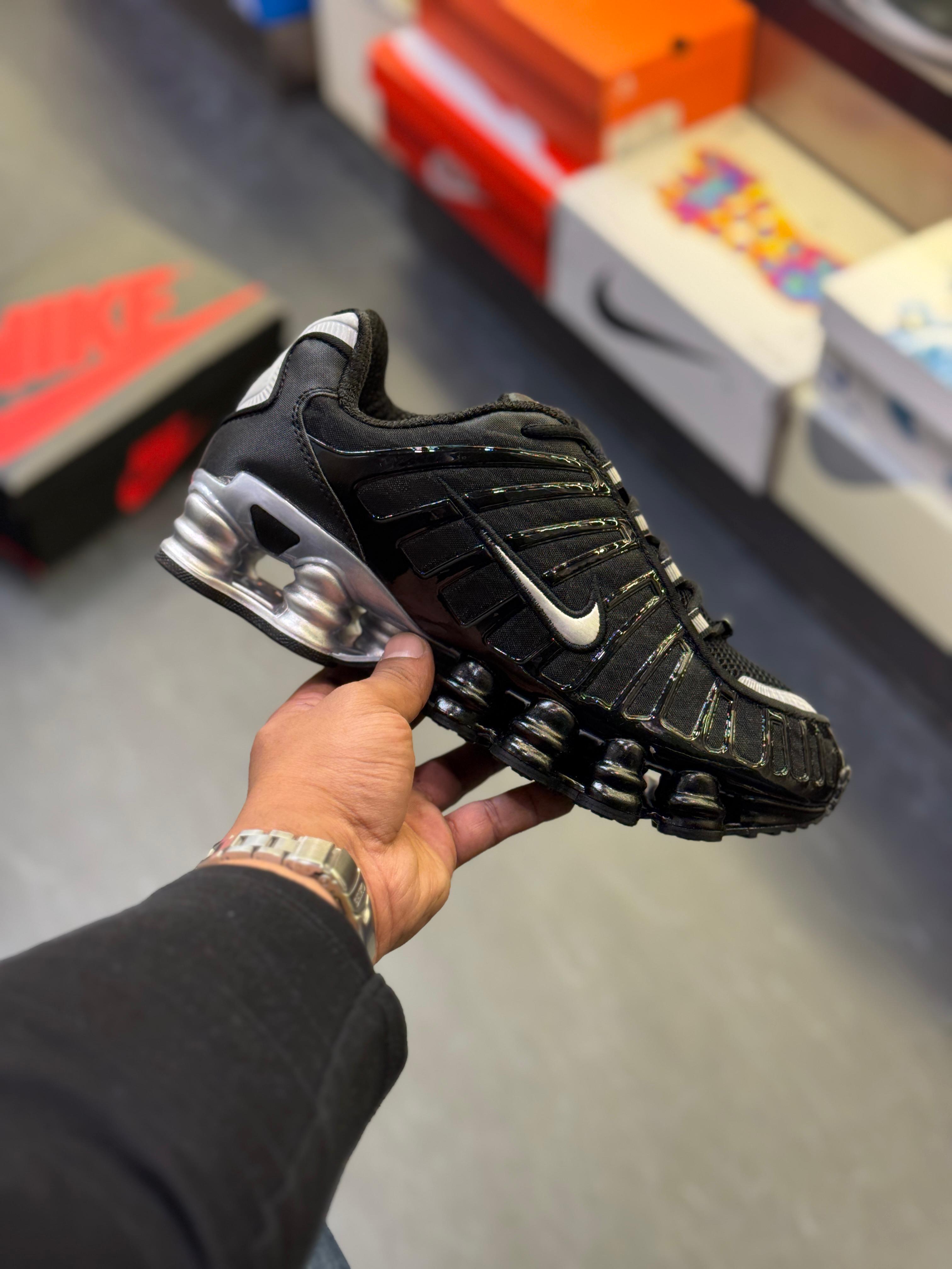 Nike shox TL