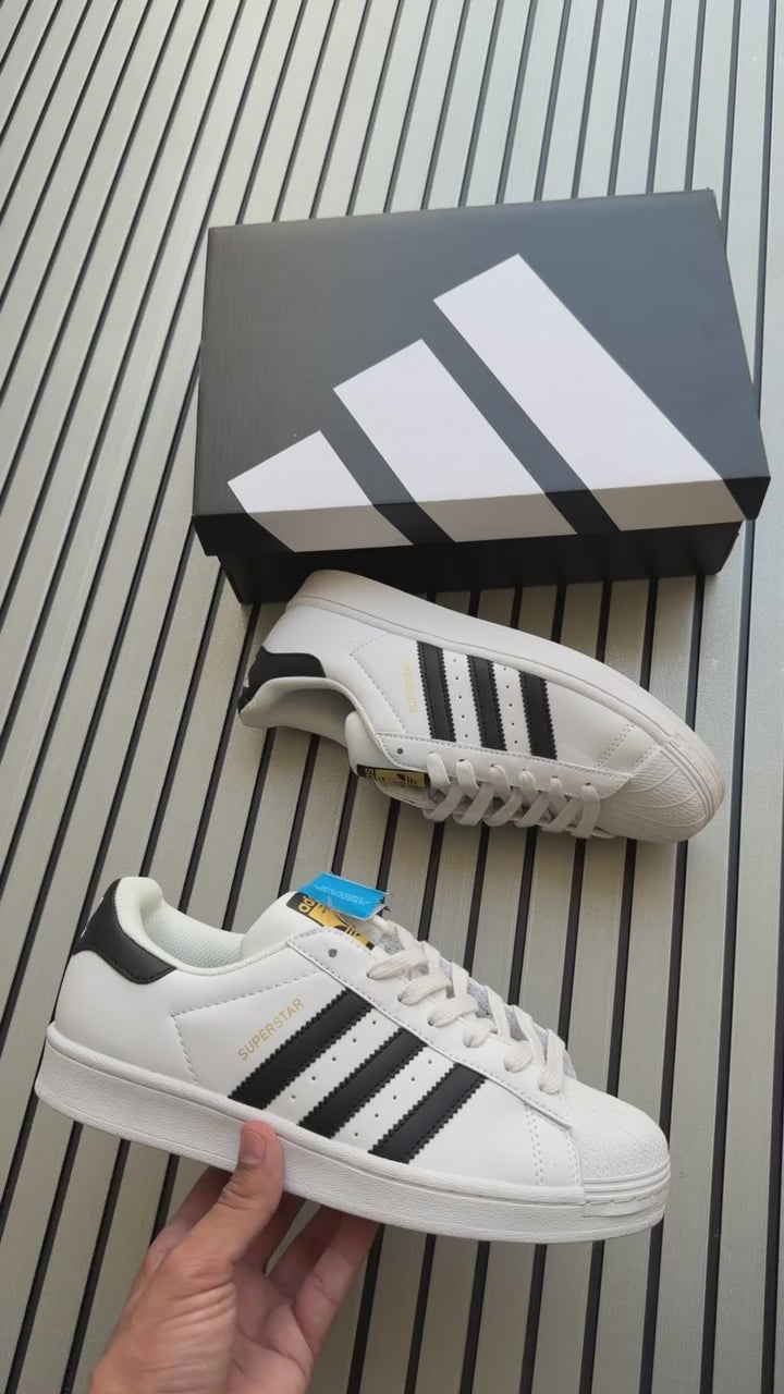 Adidas superstar