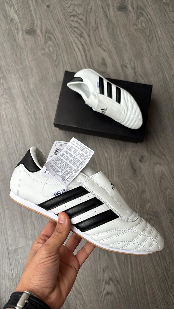 Adidas taekwondo