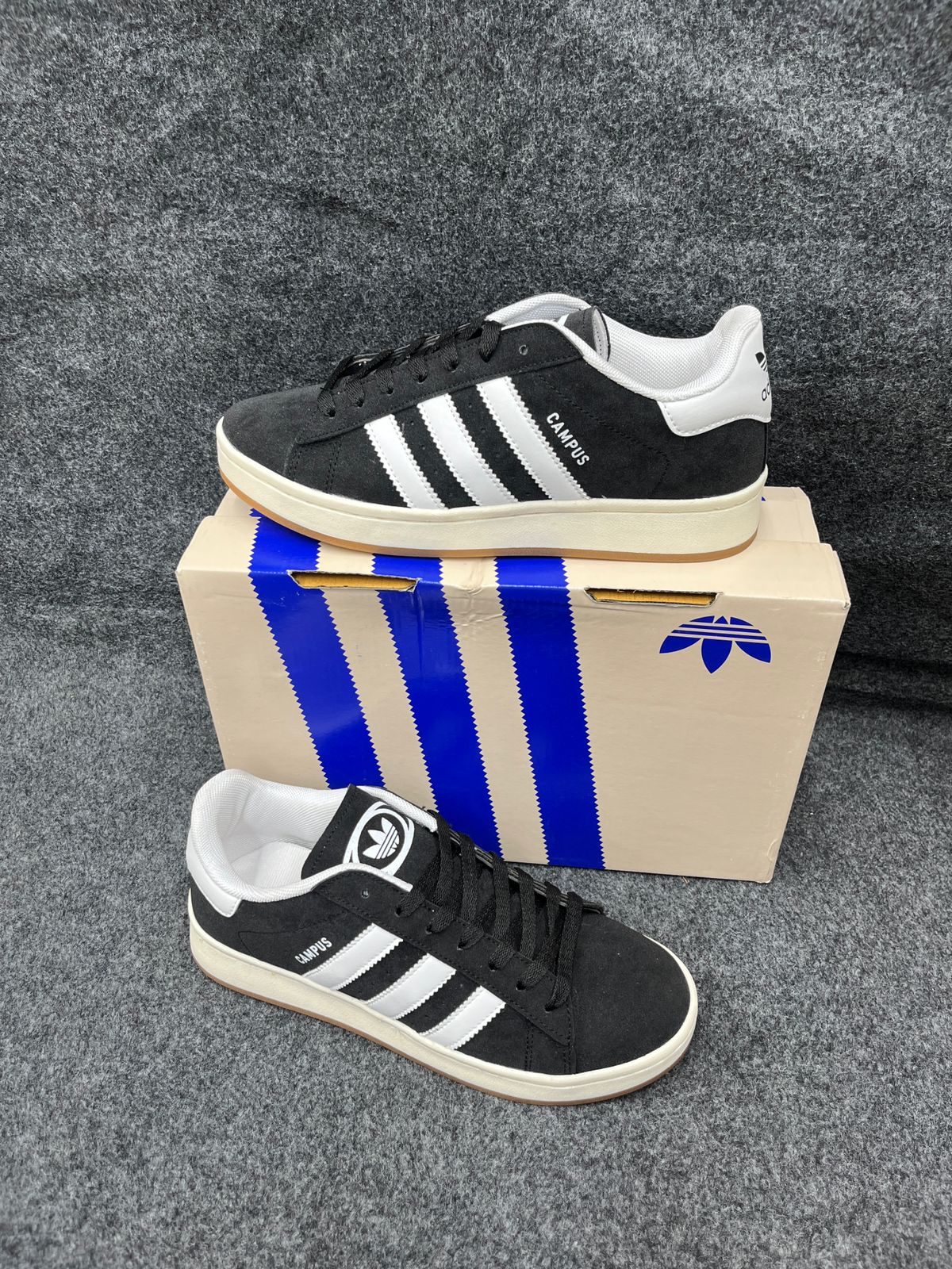 Adidas campus