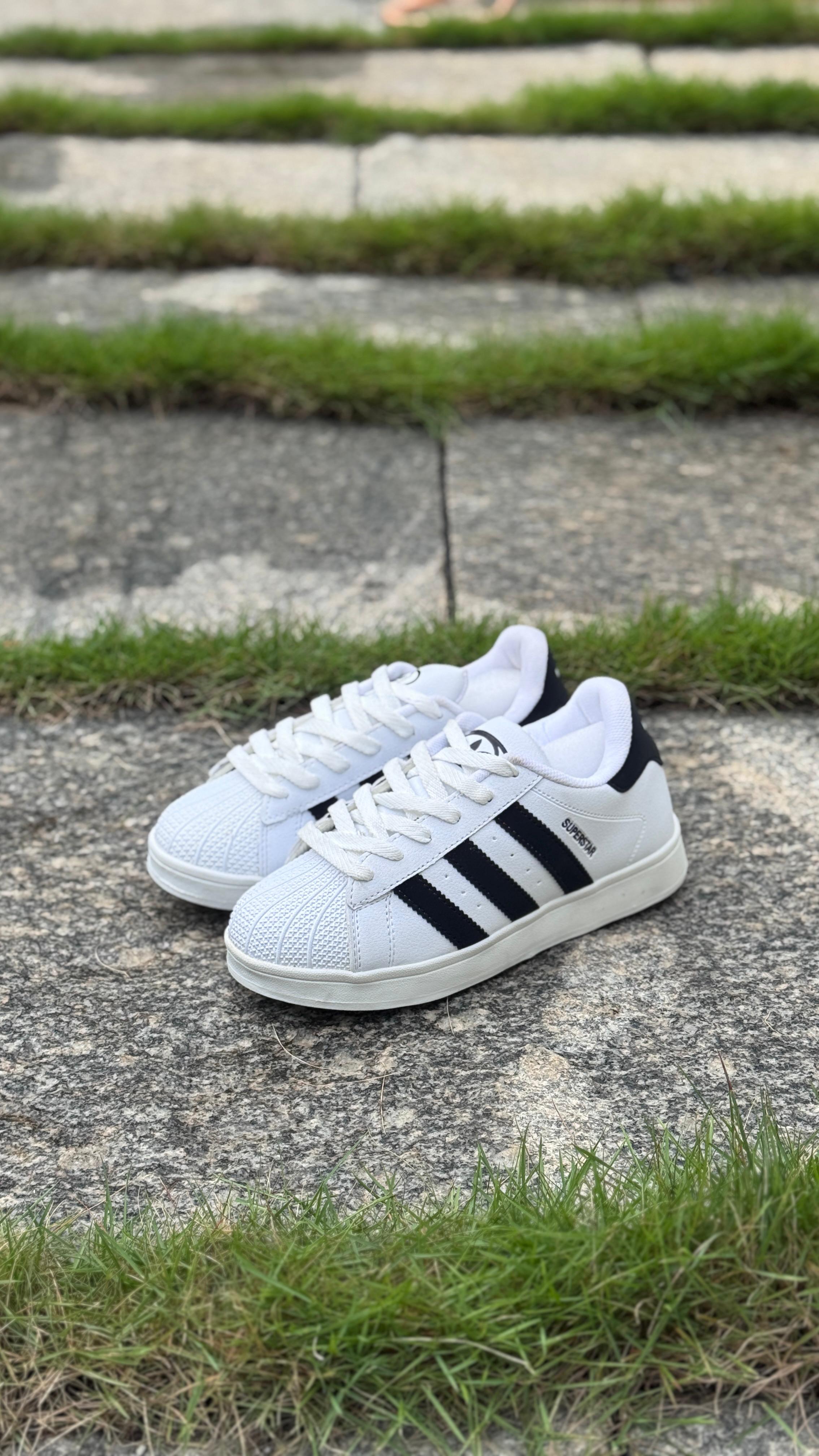 Adidas superstar