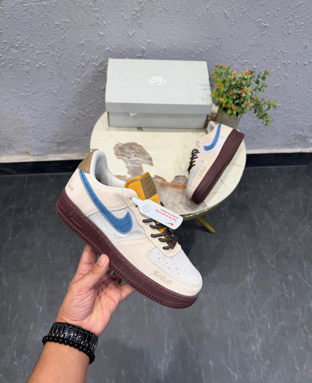 Nike airforce one love and peace