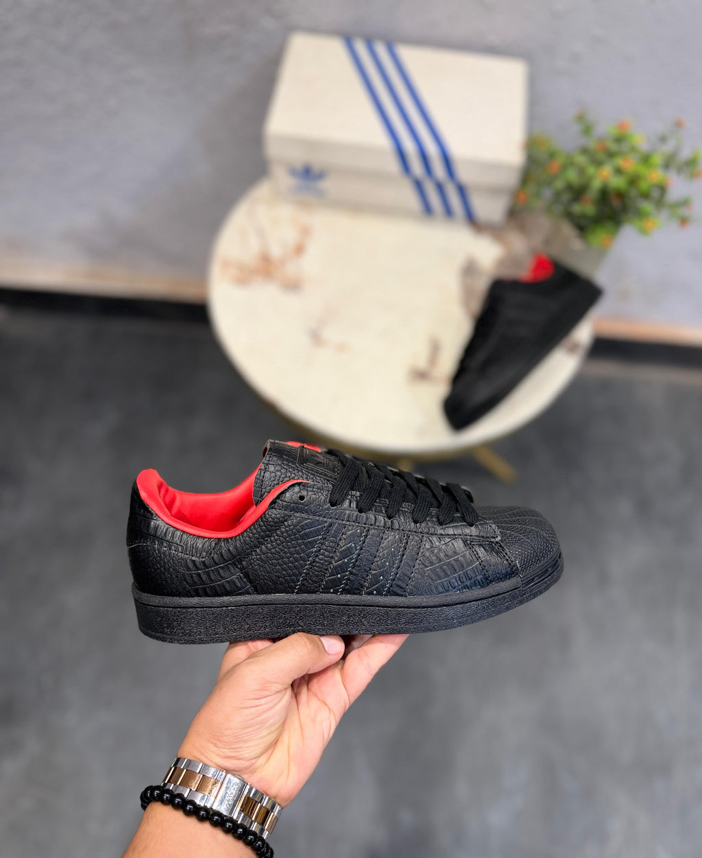 Adidas originals superstar ll core white 2025