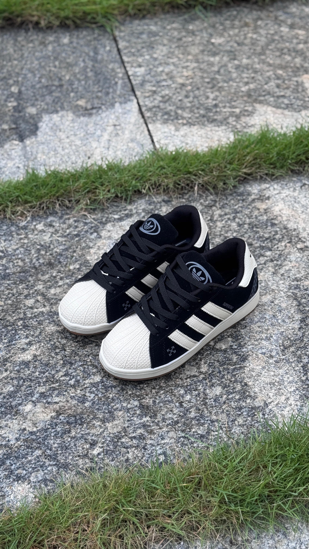 Adidas superstar