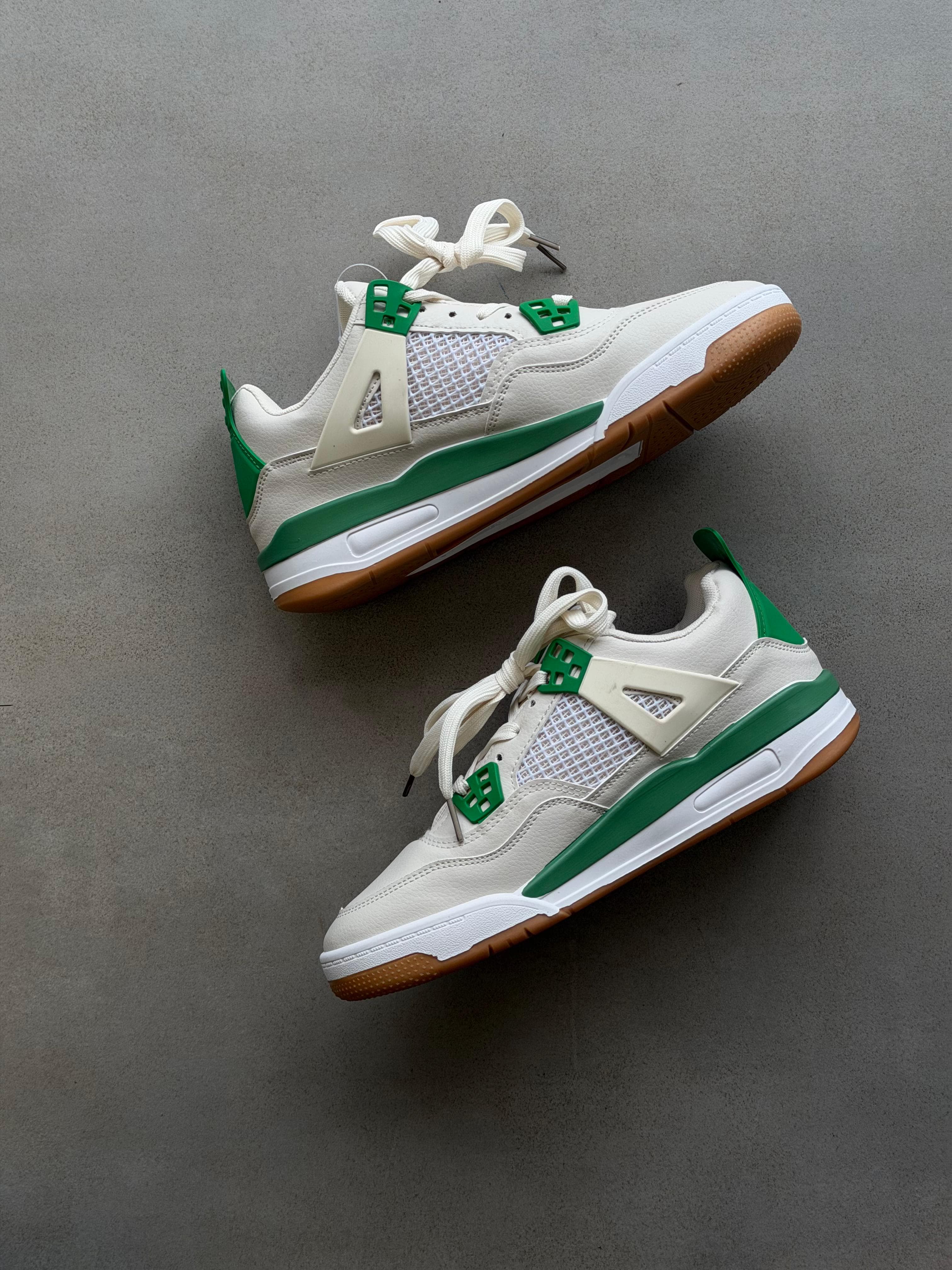 Airjordan retro 4