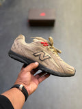 New balance 204L CNY