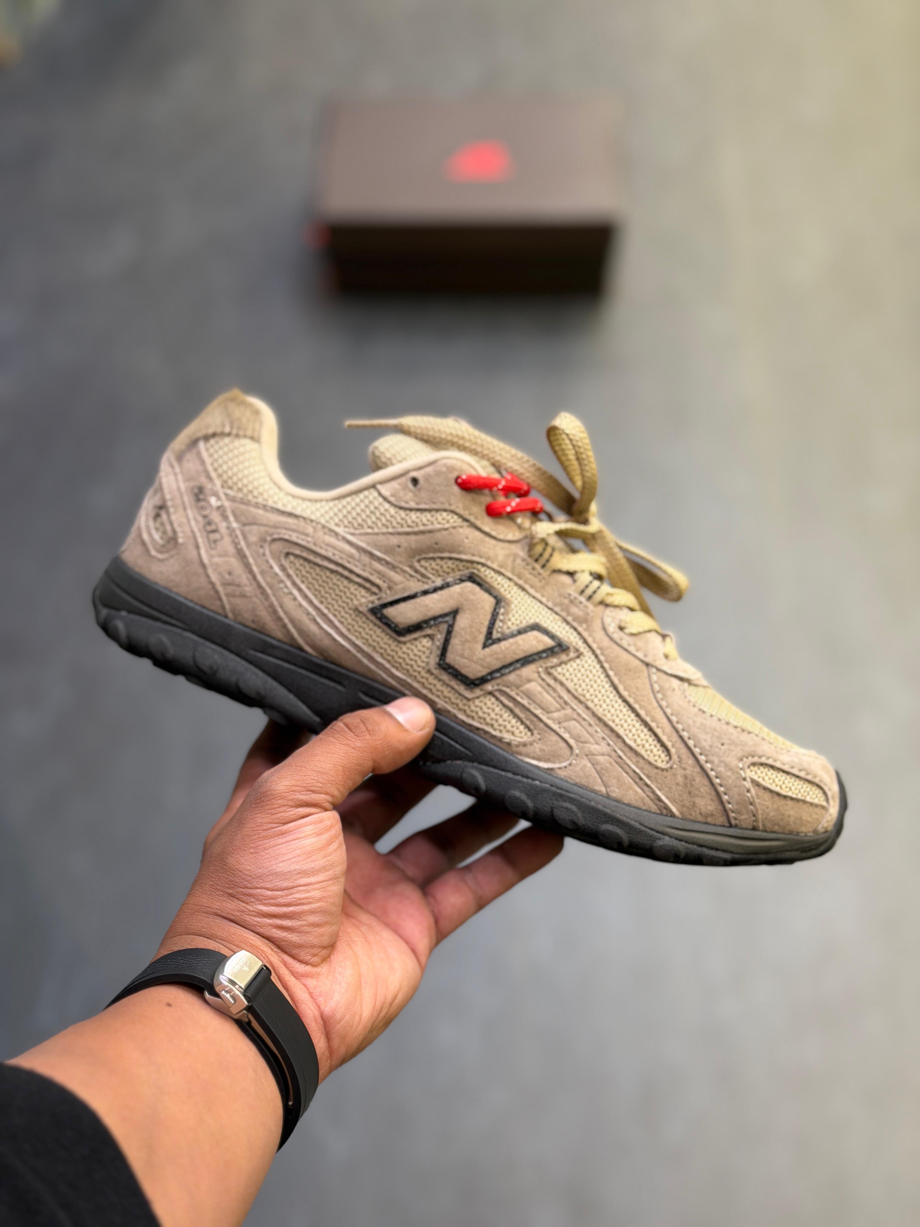 New balance 204L CNY