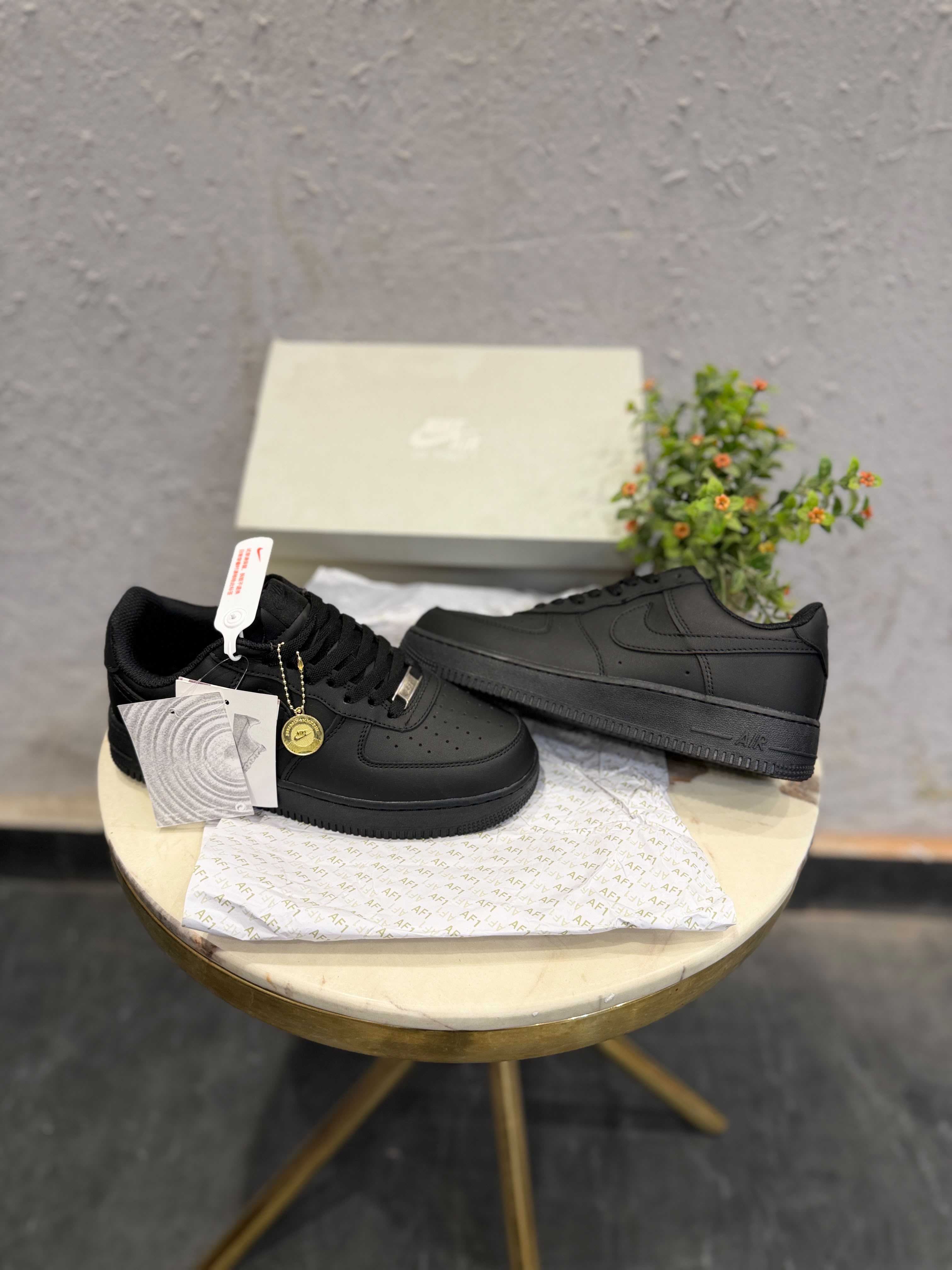 Nike airforce one tripple black
