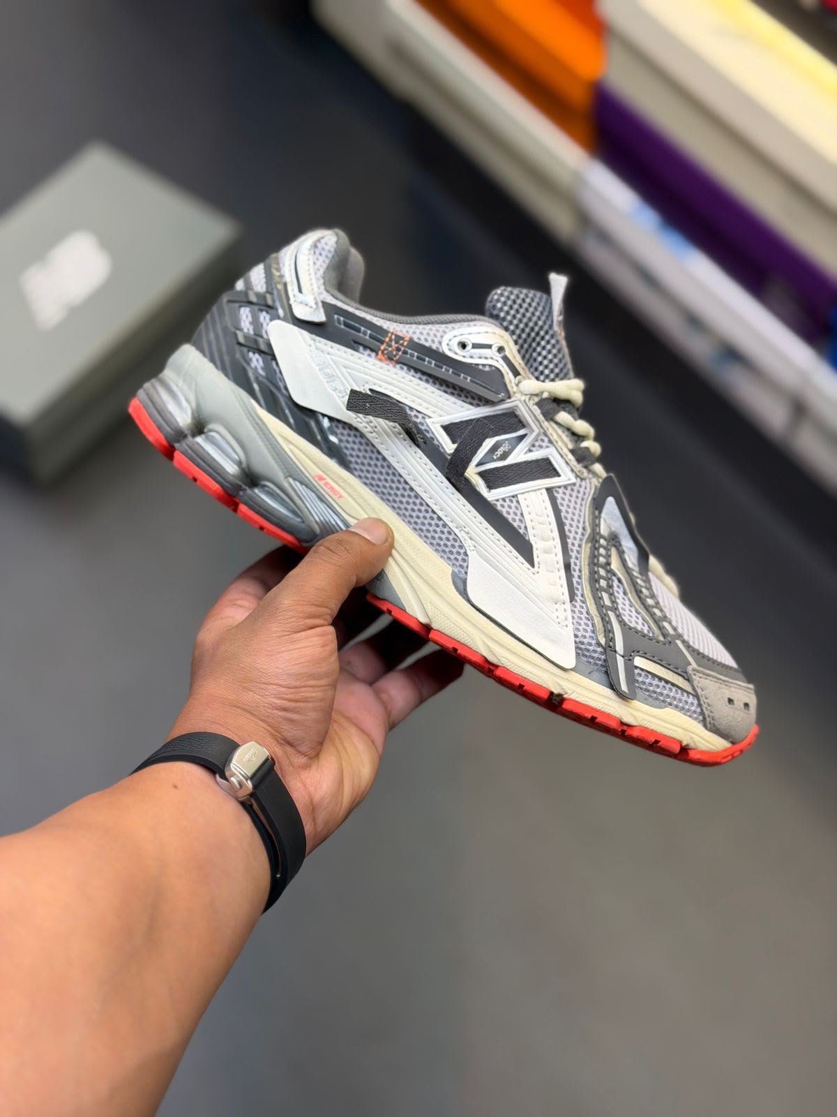 New balance 1906