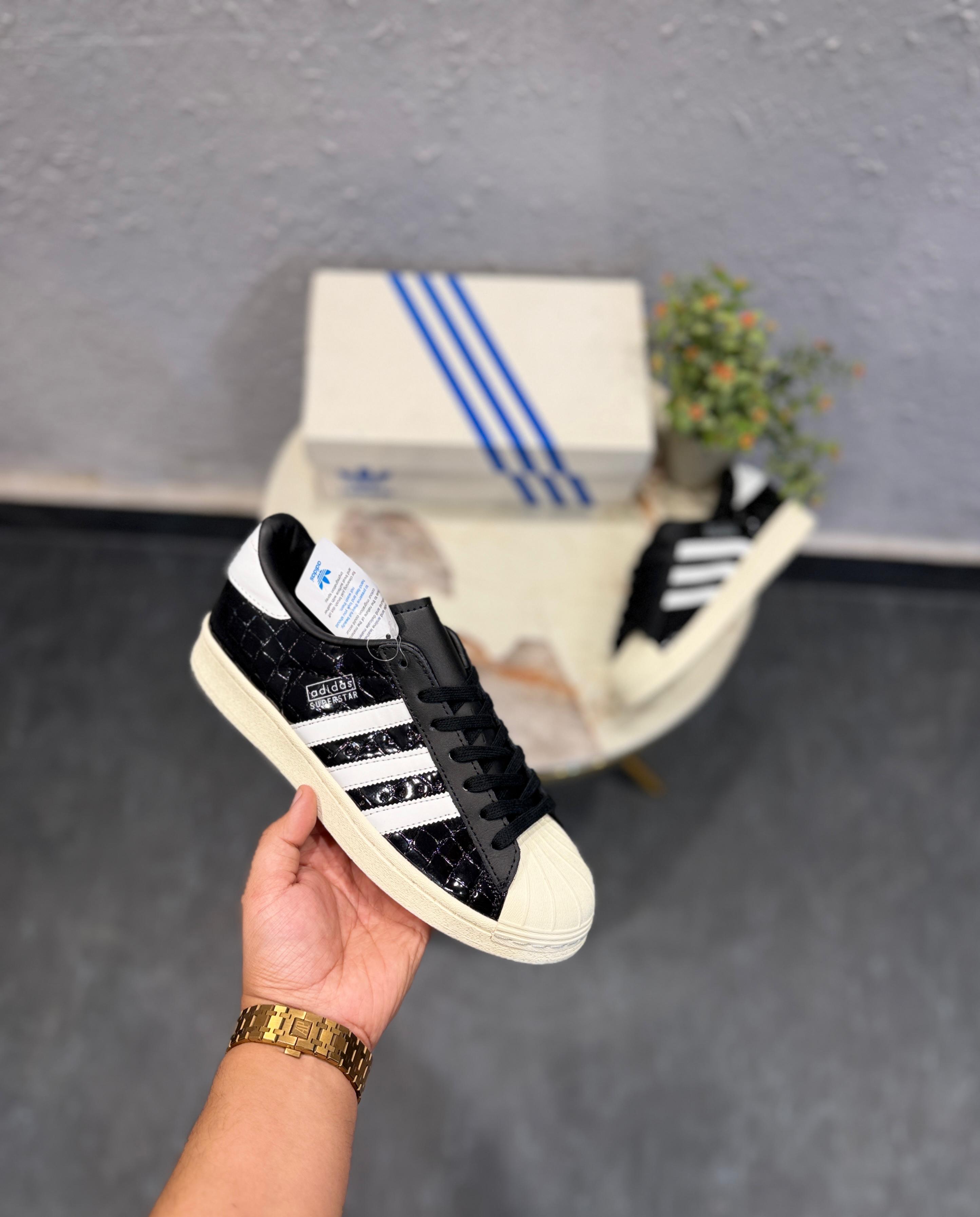 Adidas originals superstar vintage black