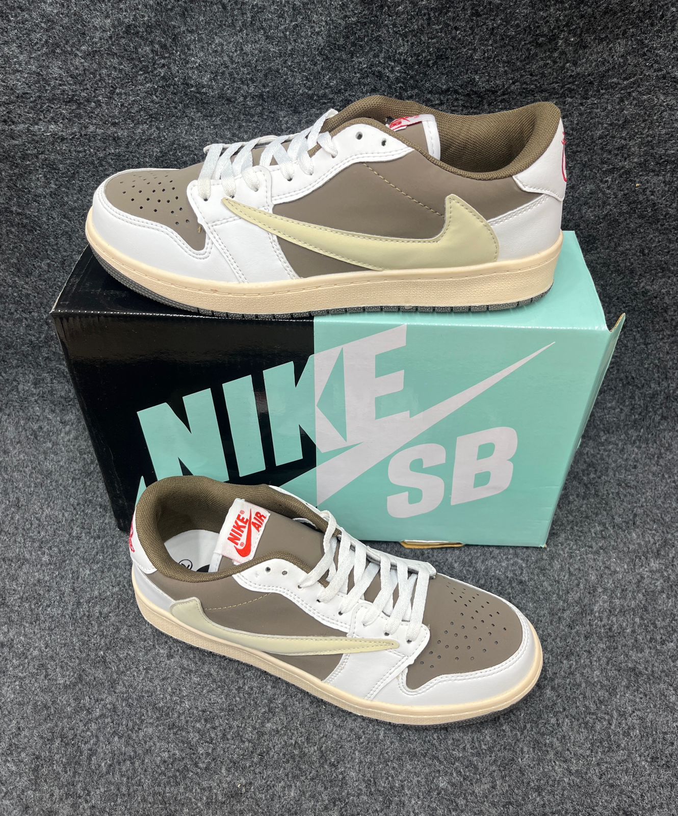 Nike traviscott