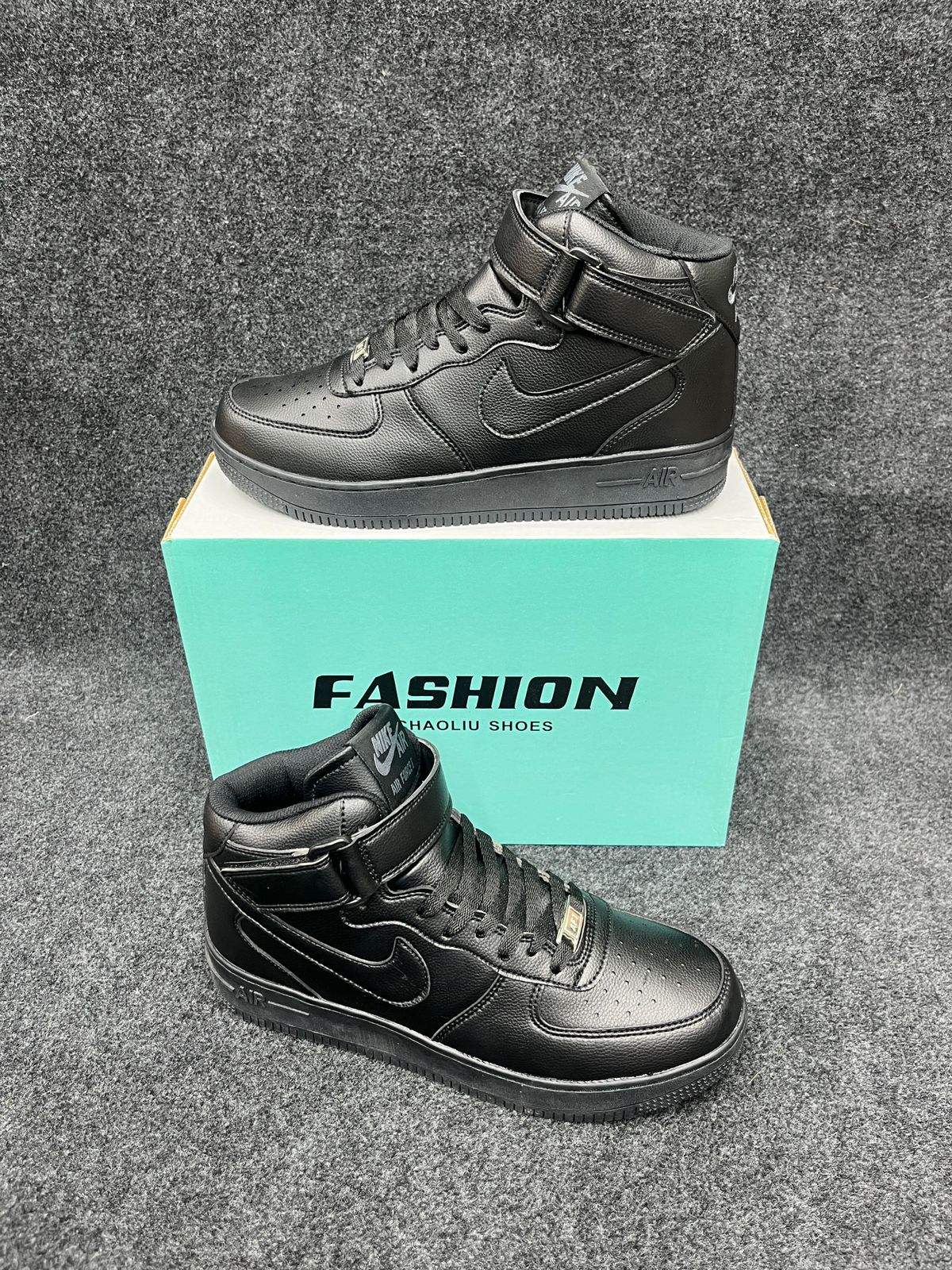 Nike airforce mid
